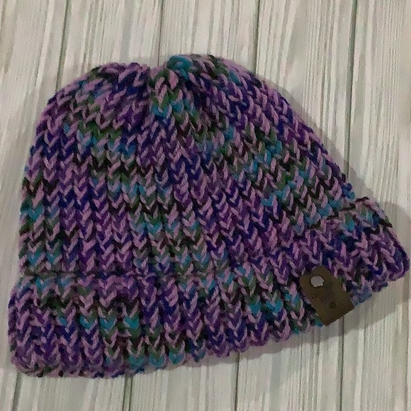 chic jem Accessories - Handmade knitted purple multicolored winter hat
